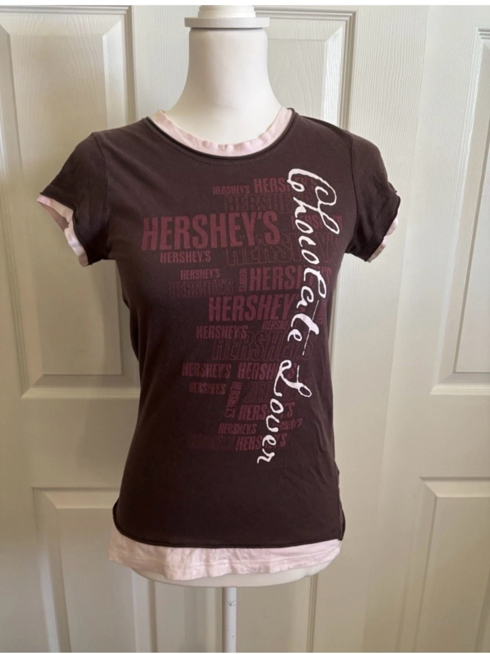 Bella Hershey's Graphic Print Short Sleeve 100% Cotton T-Shirt Juniors Medium